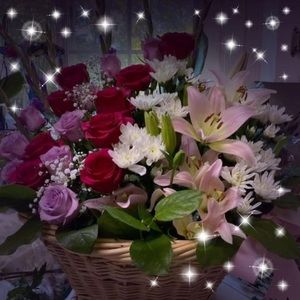 Meet your Posher, Nonis bouquet more